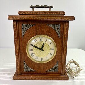 VTG 70s Lanshire Colonial Revival Electric Mantel Clock Oak Cottage WORKING
